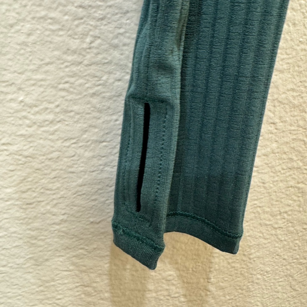 FP Movement by Free People NWT Tempo Ribbed Turtleneck Top Size S - Picture 5 of 10
